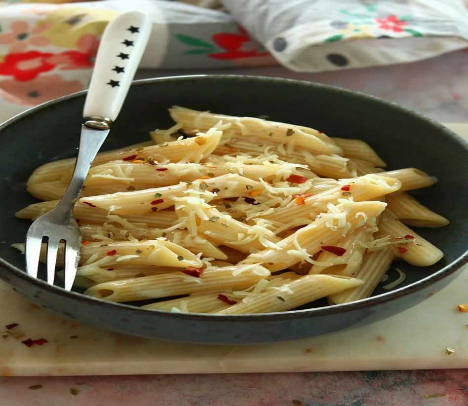 Cheese pasta